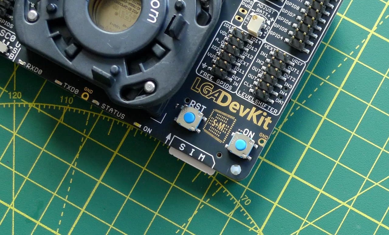 Press the o marked ON to power up the modem.