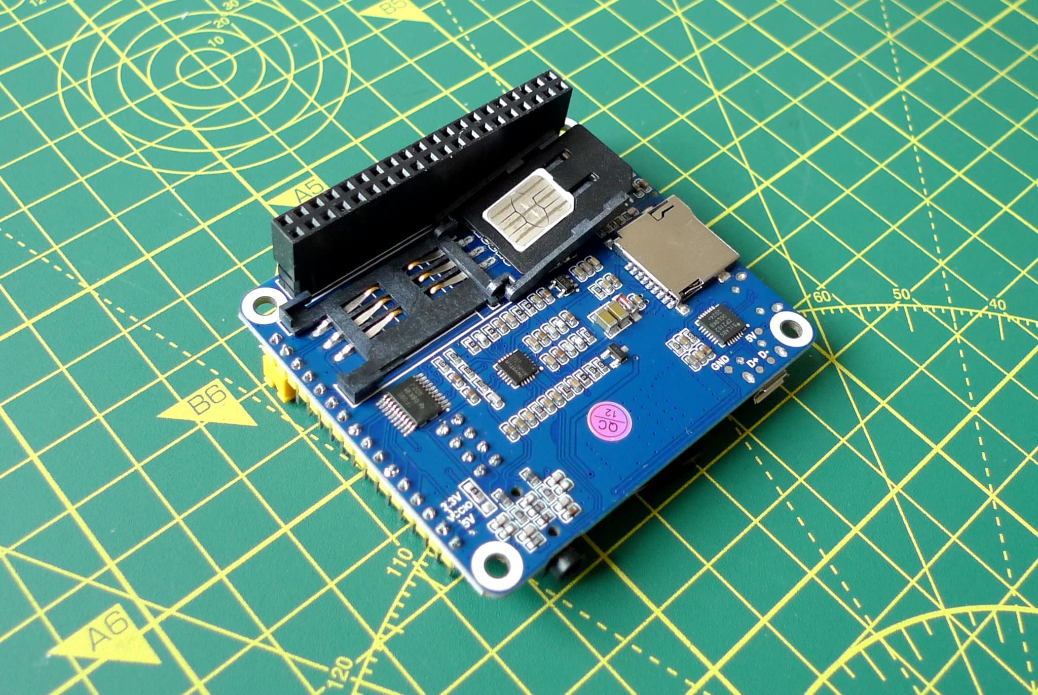 Open the Hat's SIM retainer to add you Super SIM.