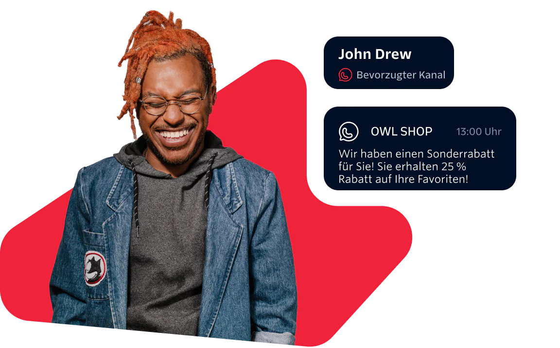 Smiling man with dreadlocks receiving a 25% discount message from Owl Shop.